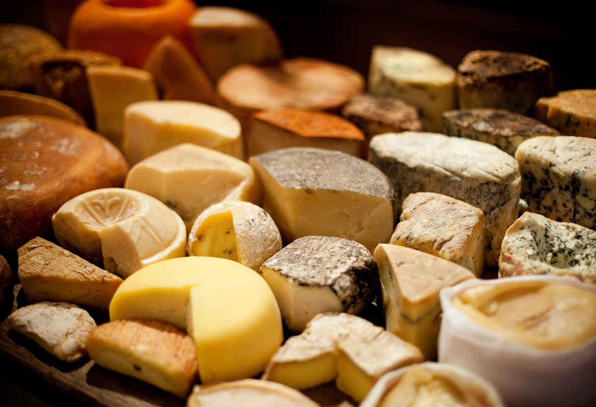 Formaggi stagionati e olio